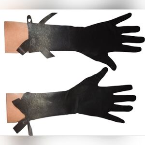 NEW Halloween Costume Accessory ~ Child One Size Girls Black Long Gloves w/ Bow